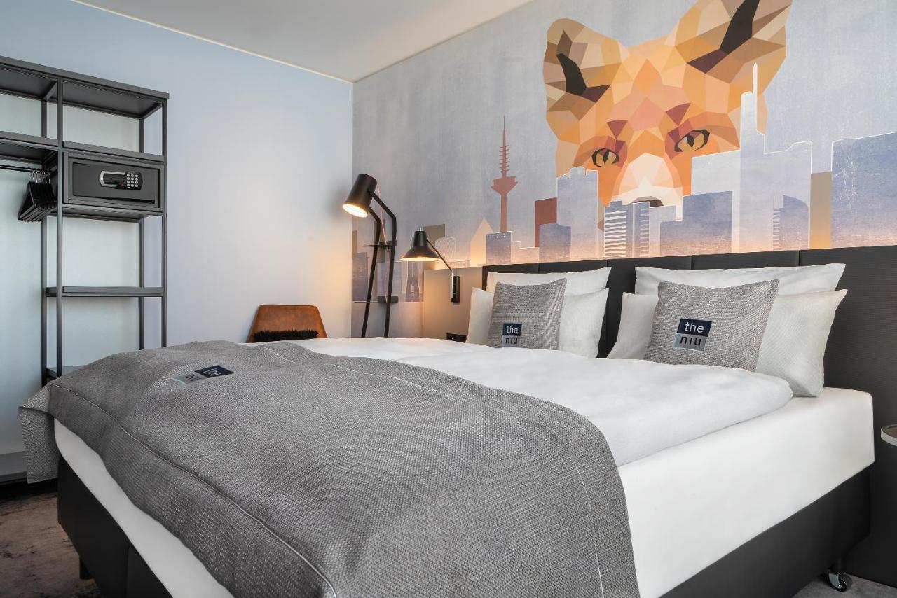 Premium Queen Room